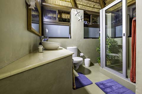 Nahyeeni Lodge, Inhaca Island, Mozambique